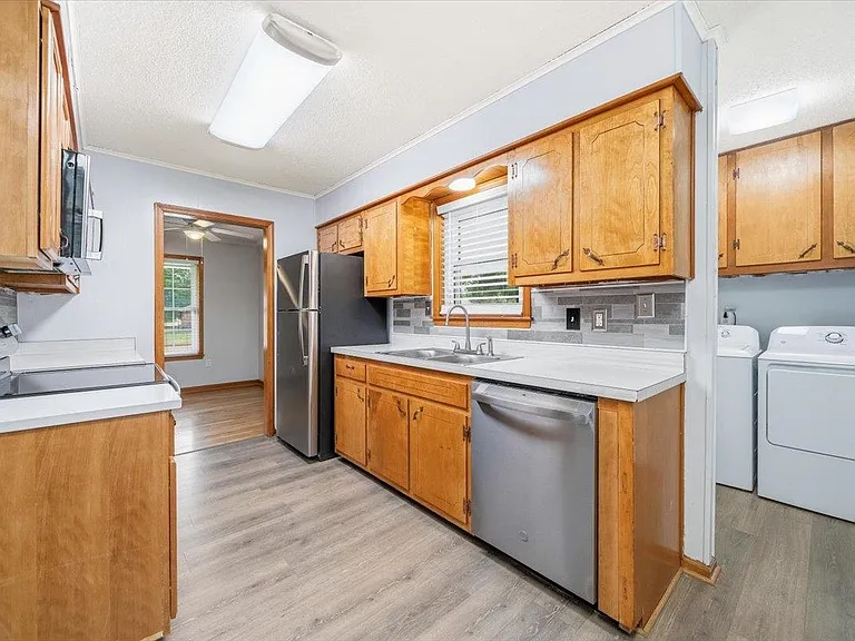 7283 N Juana Dr — Photo 10
