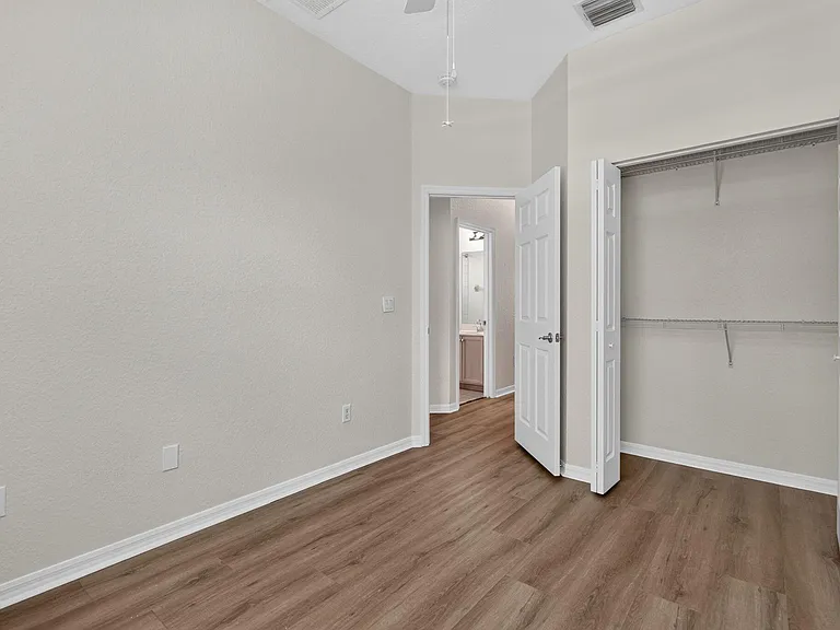158 W Thatch Palm Cir — Photo 27