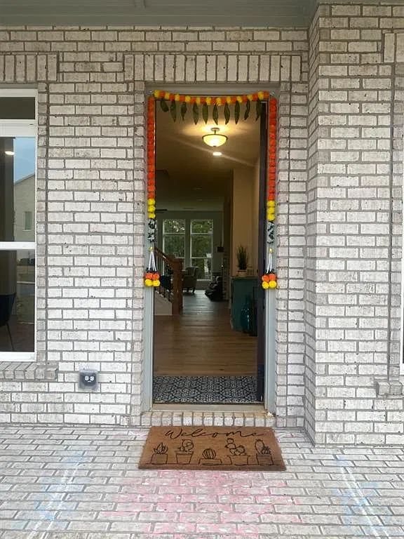 5 bed, 5.5 bath, 3600 sqft, $5,500 — Photo 3