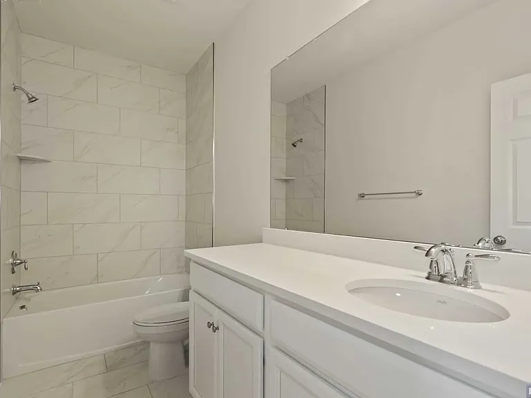 7 Leahy Dr — Photo 34