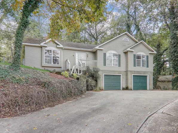 93 Poplar Dr, Clyde, NC 28721