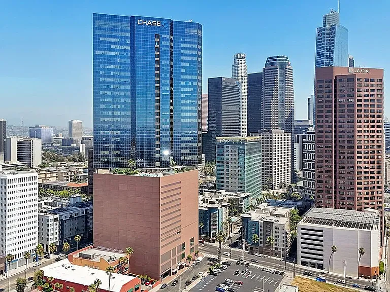 1100 Wilshire Blvd — Photo 41