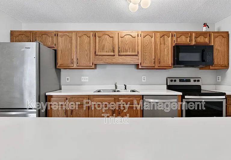 3701-7D Cotswold Ter — Photo 17