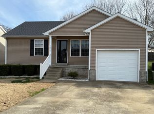 312 Paddle Wheel St, Bowling Green, KY 42103