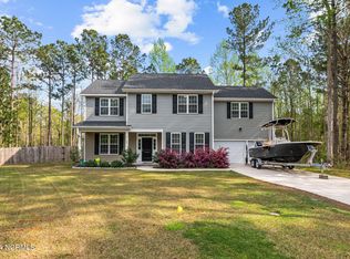107 Henry Ln, New Bern, NC 28560