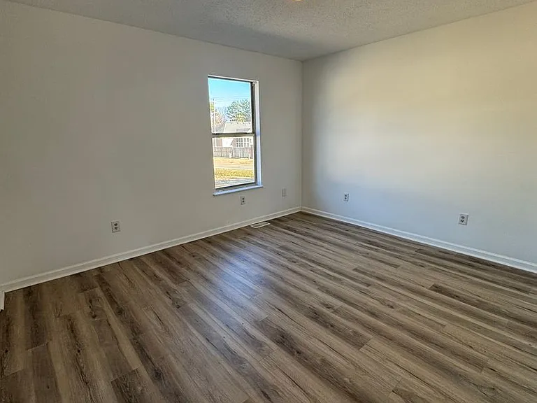 427 Mount Pelia Rd #3 — Photo 7