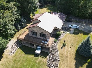 5121 E Newburg Rd, Durand, MI 48429