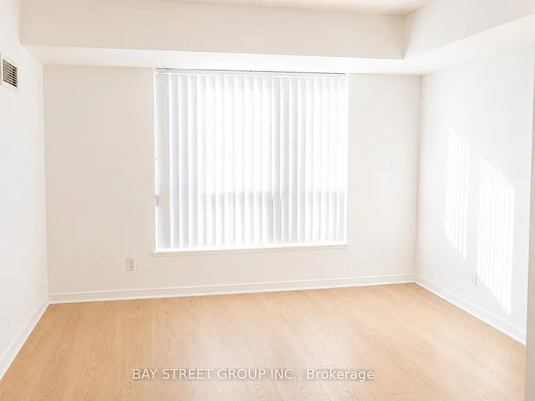 4900 Glen Erin Dr #1109 — Photo 11