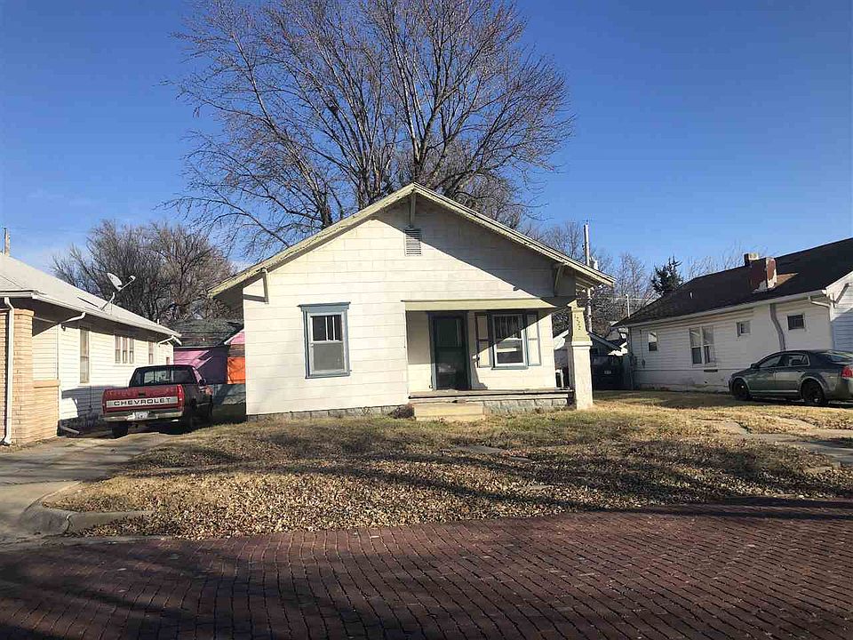 2nd image of 1222 N 1st St
