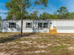 24 W Oleander Ave, Defuniak Springs, FL 32433