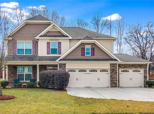 3516 Lamplight Way, High Point, NC 27265