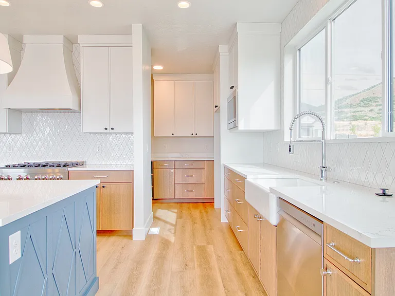1338 S 450 E — Photo 3