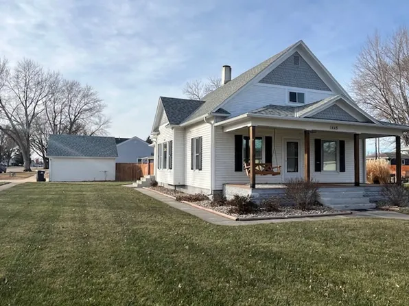 1003 Sheridan St, Saint Paul, NE 68873