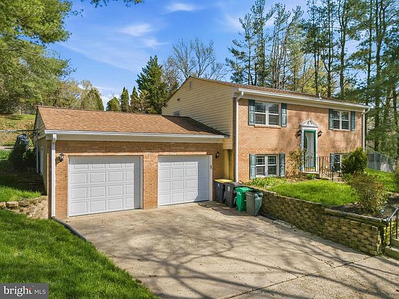 4th image of 10202 Le Fevre Dr