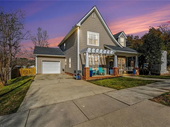 597 Lakeside Valley Dr, Winston Salem, NC 27107