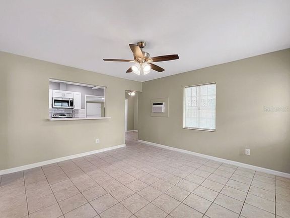 5th image of 203 5TH AVENUE NW