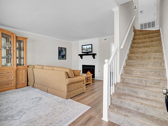 5th image of 7861 Sandida Ct