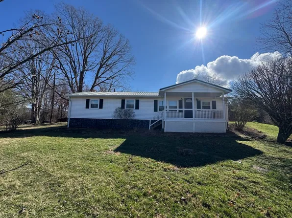 979 Nellies Cave Rd, Blacksburg, VA 24060