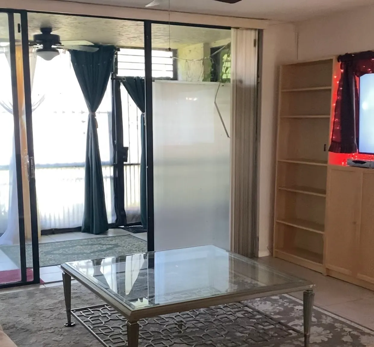 1 bed, 981 sqft, $1,900 — Photo 1