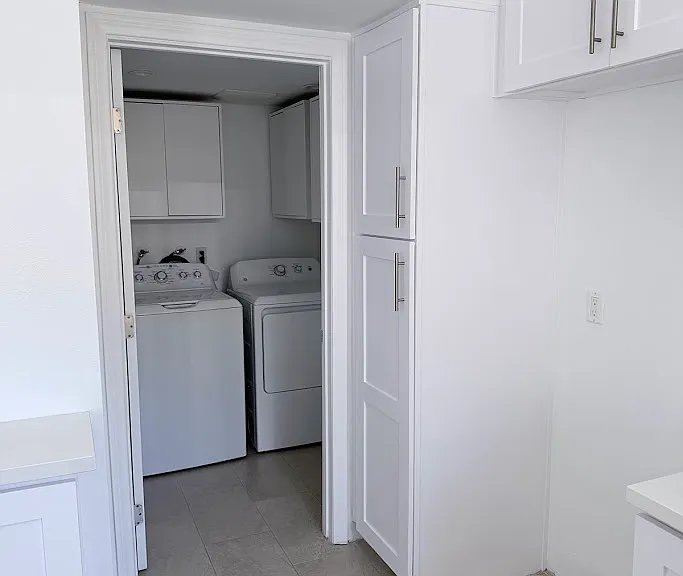 9250 Sunland Blvd #12 — Photo 9