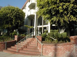 836 S Bundy Dr APT 201, Los Angeles, CA 90049