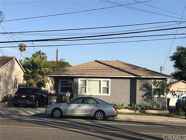 1st image of 8612 Greenleaf Ave