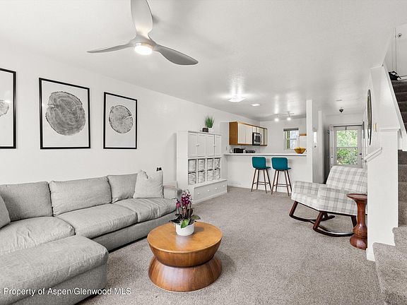 4th image of 405 Park Ave Unit F-2