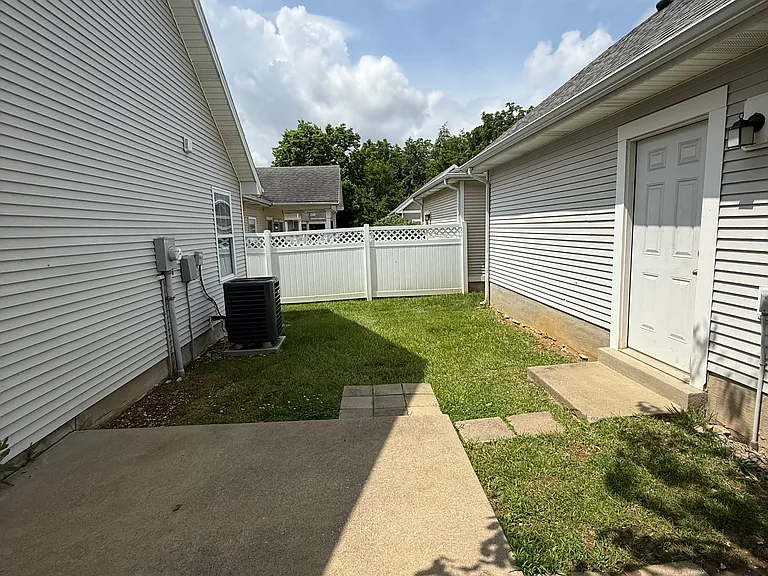 193 Laclede Ave — Photo 22