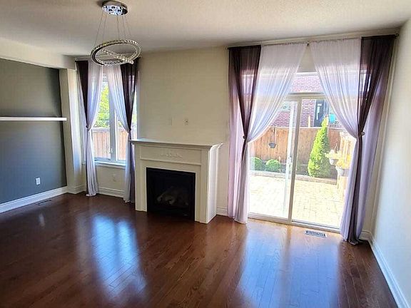 3rd image of 113 Firwood Dr