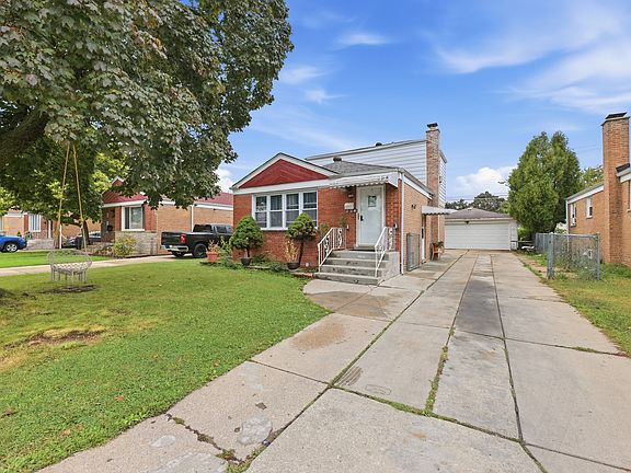 3rd image of 4034 W 81st St