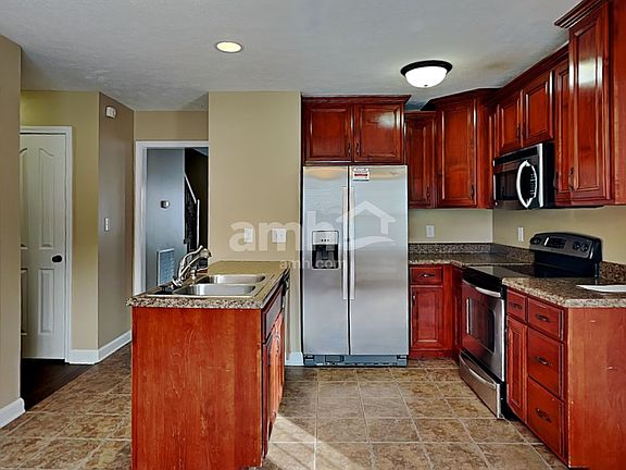 3rd image of 1116 Chinook Cir