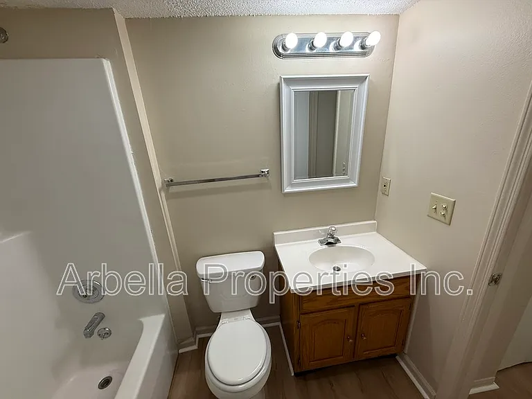 103 S Beech St #15 — Photo 12