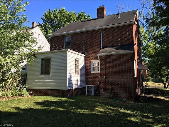 3rd image of 3681 Blanche Ave