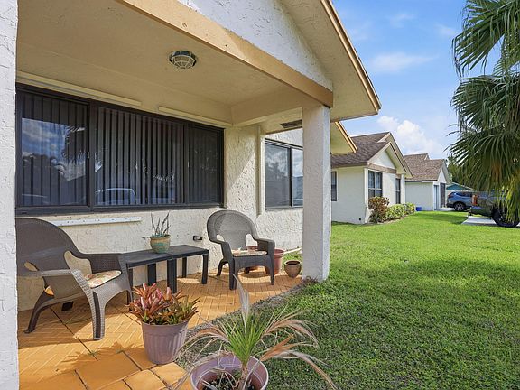 3rd image of 1387 Longarzo Place