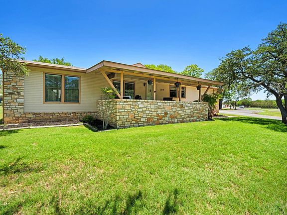 2nd image of 142 Cypress Dr S