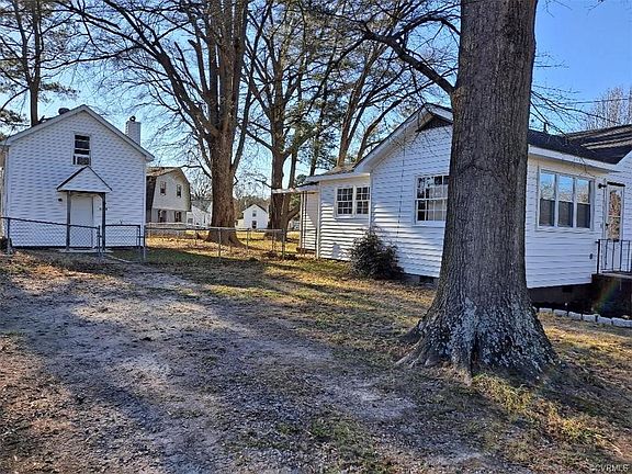 2nd image of 804 Kenwood Ave