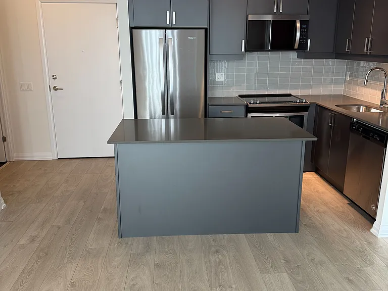 7895 Jane St #3614 — Photo 3
