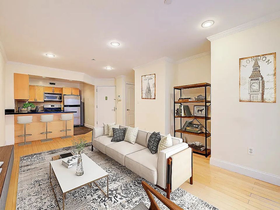 1st image of 143 Mulberry St #3C