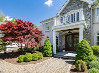 301 Longview Rd, Far Hills, NJ 07931