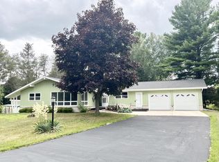 4310 Scenic Ct, Two Rivers, WI 54241