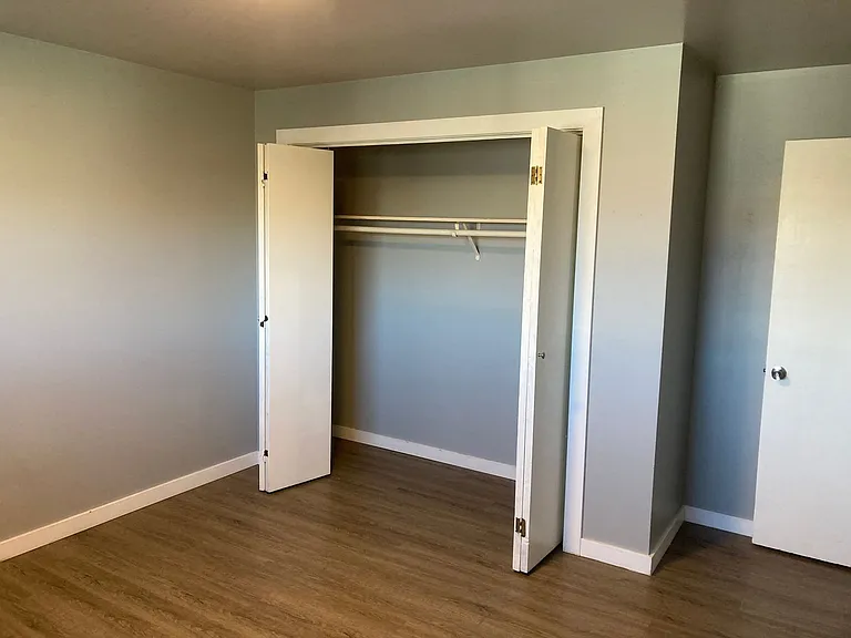 Eagle Court Apartments — Photo 46