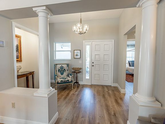 3rd image of 1507 Dellano Way