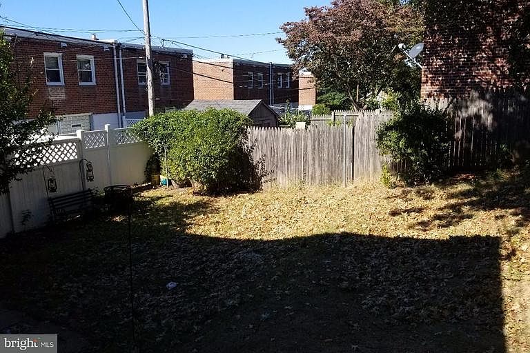 2nd image of 7616 Frontenac St