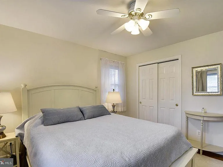 4115 Berritt St — Photo 2