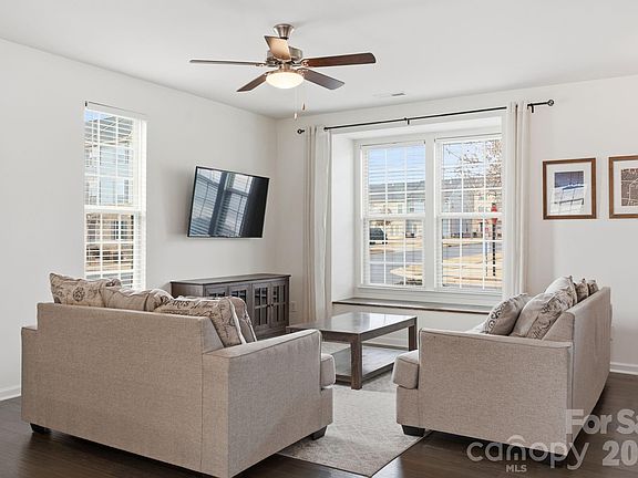 5th image of 4135 Audubon Park Dr