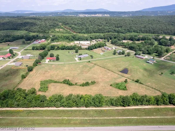 Freckles Ln, Poteau, OK 74953