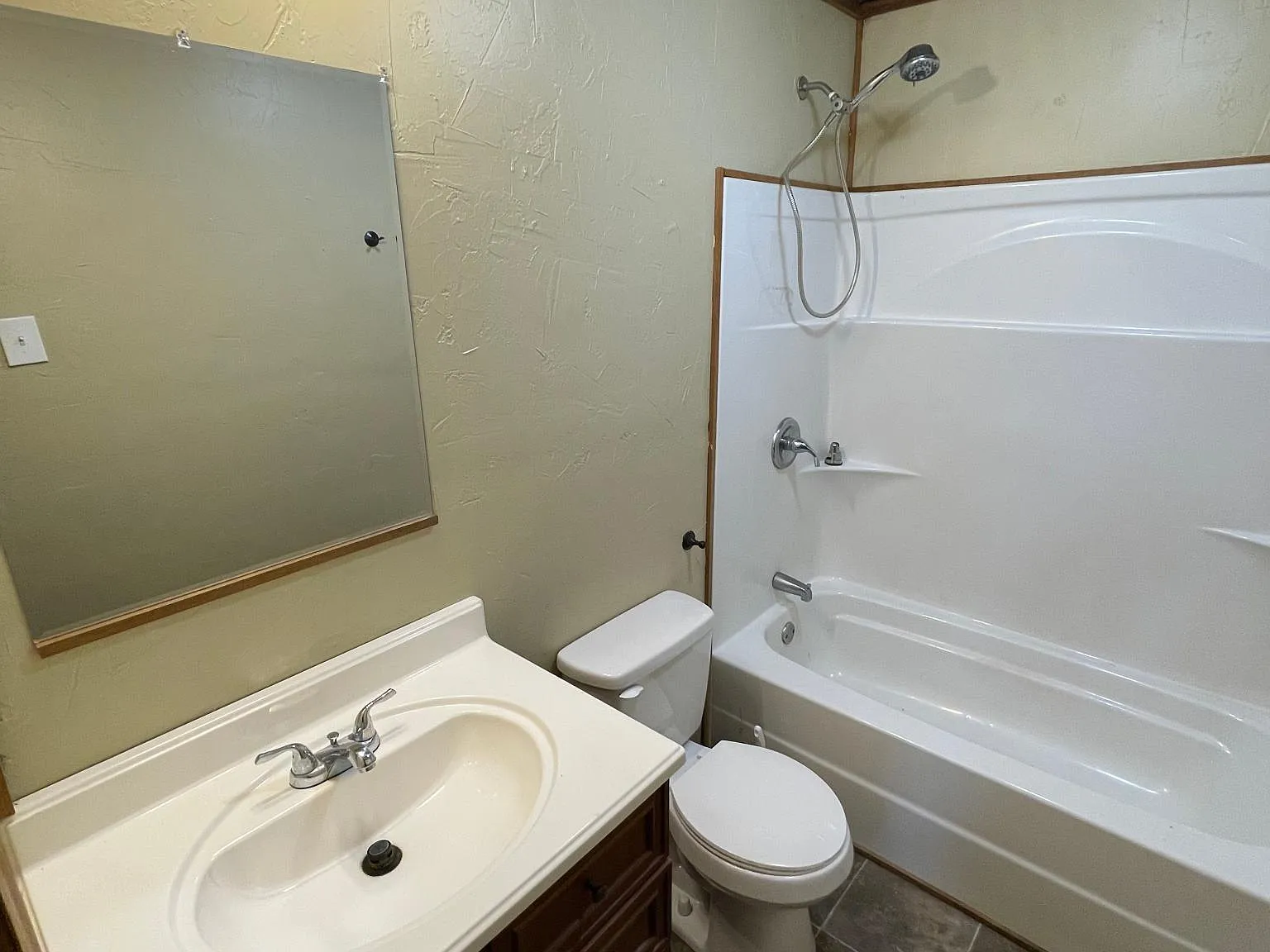 6980 Farm Road 115 — Photo 2