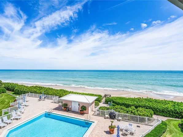 8830 S Sea Oaks Way APT 302, Vero Beach, FL 32963