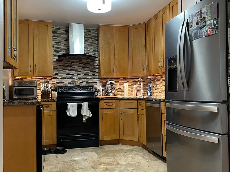 3572 Grandin Rd #1 — Photo 7
