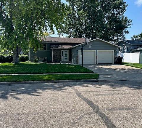 3rd image of 1679 Pocatello Dr
